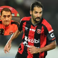 Celso Borges con la camiseta de Alajuelense.