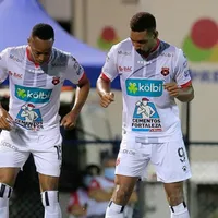 Marcel Hernández hace historia en la goleada de Alajuelense