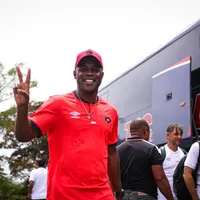 Joel Campbell explicó polémico rechazo a camiseta del Deportivo Saprissa