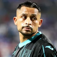 Ervil jugando para la selección hondureña