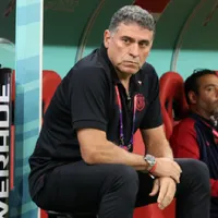 La Federación de Costa Rica decide el futuro de Luis Fernando Suárez