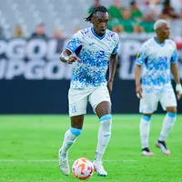 La Selección de Honduras está pendiente de la salud de Alberth Elis