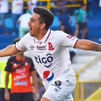 Fito Zelaya calienta la previa del partido entre Alianza y Águila