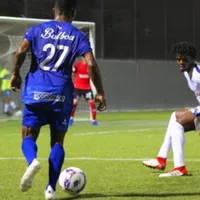 Olimpia derrotó al Árabe Unido y puso pie y medio en la siguiente ronda de la Copa Premier