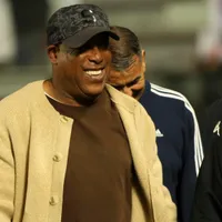 Hernán Medford recibe una gran noticia.