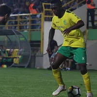"Cocobolo" se estrenó con este golazo