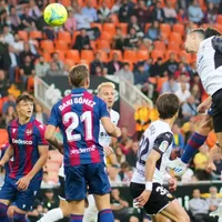 Oscar Duarte le da el empate al Levante ante Valencia [VIDEO]