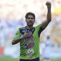 El "Loco" Abreu manda emotivo mensaje al pueblo salvadoreño