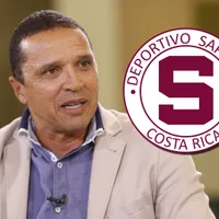 Erick Lonis explota contra Saprissa.