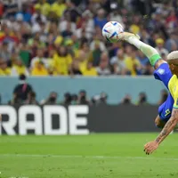 Richarlison recibe el premio al Mejor Gol de Qatar 2022