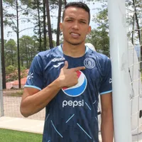 En la previa a la gran final del Apertura 2023, Carlos Mélendez hizo una divertida apuesta con su hermano.