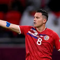 Oficial: Bryan Oviedo se integra a Saprissa pero bajo un inédito preacuerdo
