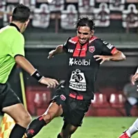 Bryan Ruiz tuvo un regreso amargo con derrota junto a la Liga Deportiva Alajuelense