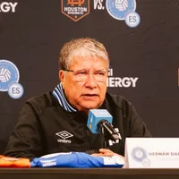 Revés al Bolillo Gómez: legionario de El Salvador se baja de la convocatoria en plena fecha FIFA