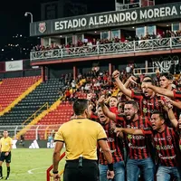 Alajuelense recibe la sentencia definitiva que hace estallar a la afición contra el arbitraje: "Es ridículo"