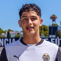 Warren Madrigal es pedido en el Valencia.