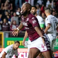 Presi morado sale al paso de los rumores y aclara la supuesta salida de Kendall Waston