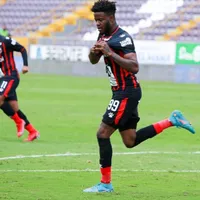 Alajuelense vence a Santos Guápiles con goles panameño y hondureño [VIDEO]