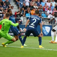 Cristian Gamboa cometió autogol y otro grave error en paliza del Bayern Múnich al Bochum (VIDEO)