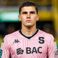 Abraham Madriz se aleja de Saprissa: la cifra que puede sellar la salida del portero de 22 años