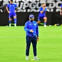 Hugo Pérez no descarta cambios en el once inicial de El Salvador ante Canadá