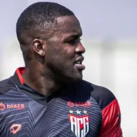 En Brasil dan por hecha la salida de Joel Campbell: esto dice el presidente de Goianiense sobre su futuro