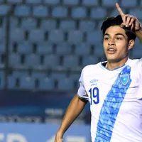 Futbolista de Guatemala elegido el mejor jugador del año en Estados Unidos