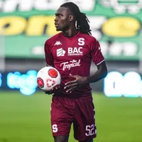 ¡La Liga lo hace de nuevo! El jugador más regular de Saprissa se vestirá de rojinegro