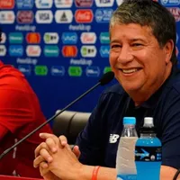 Bolillo homenajeó a Jorge y Julio César Dely Valdés