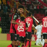 Alajuelense gana sin despeinarse y se asegura un campo en Concachampions