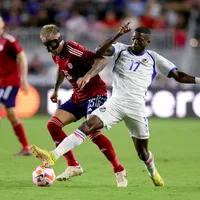 Copa Oro: Panamá venció 2-1 a Costa Rica y lo hunde en su crisis (VIDEO)