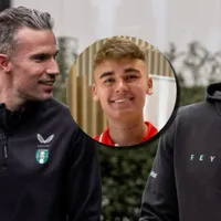Manfred Ugalde respalda a Van Persie.