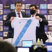 Luis Fernando Tena habla de los futbolistas que convocará en Guatemala