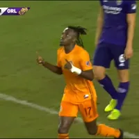 Alberth Elis anota en victoria del Houston Dynamo
