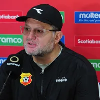 Ex campeón con Herediano podría solucionar uno de los problemas de Jafet Soto