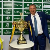 Mauricio Tapia es presentado en Antigua y confirma los refuerzos que tanto quería la afición