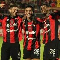 Futbolista de Alajuelense tiene una gran oferta sobre la mesa. (Foto: LDA)