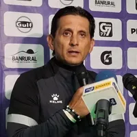 Ronald González.