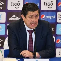 Luis Fernando Tena salió contento con el triunfo de Guatemala ante Belice