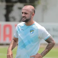 José Contreras reveló una intimidad de sus estruendosas declaraciones tras la salida de Willy Olivera en Comunicaciones