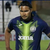 Debut para Carlos Peña con derrota en el Club Deportivo FAS