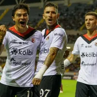 Alajuelense le gana la pulseada a Saprissa.