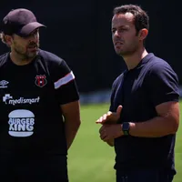 Ángel Tejeda no será el último: Alajuelense estaría cerca de perder a otra figura