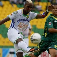 Alejandro "La Bomba" Vélez anuncia su retiro del fútbol profesional