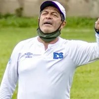 Selección de El Salvador | Hugo Pérez le lanzó una advertencia a sus dirigidos