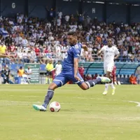 Marcel Hernández de nuevo lidera a tabla de goleo en Costa Rica