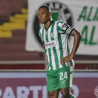 "Bombo" Medina guía al Alianza FC a la ronda de semifinales del Torneo Apertura