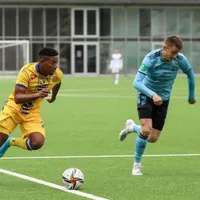 César Blackman asiste en el triunfo de DAC en la Conference League [VIDEO]