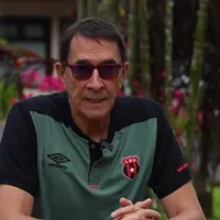 Alexandre Guimaraes sorprendió a sus dirigidos.