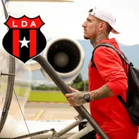 Anderson Canhoto sorprende a la afición de Alajuelense con un anuncio desde Dubai: "Volverá"
